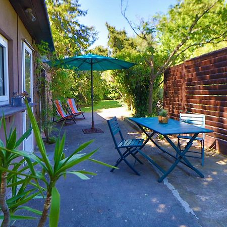Le Mas De Bertagne Studio Kitchenette Terrasse Piscine Gemenos Bagian luar foto